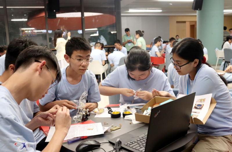 西安交通大学...png